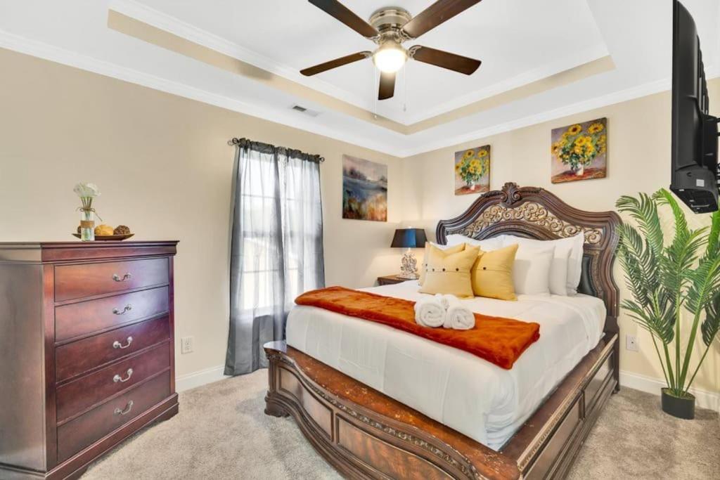 Cozy 2B Townhouse King Bed Free Parking Tv In Brs Villa Concord Exterior photo